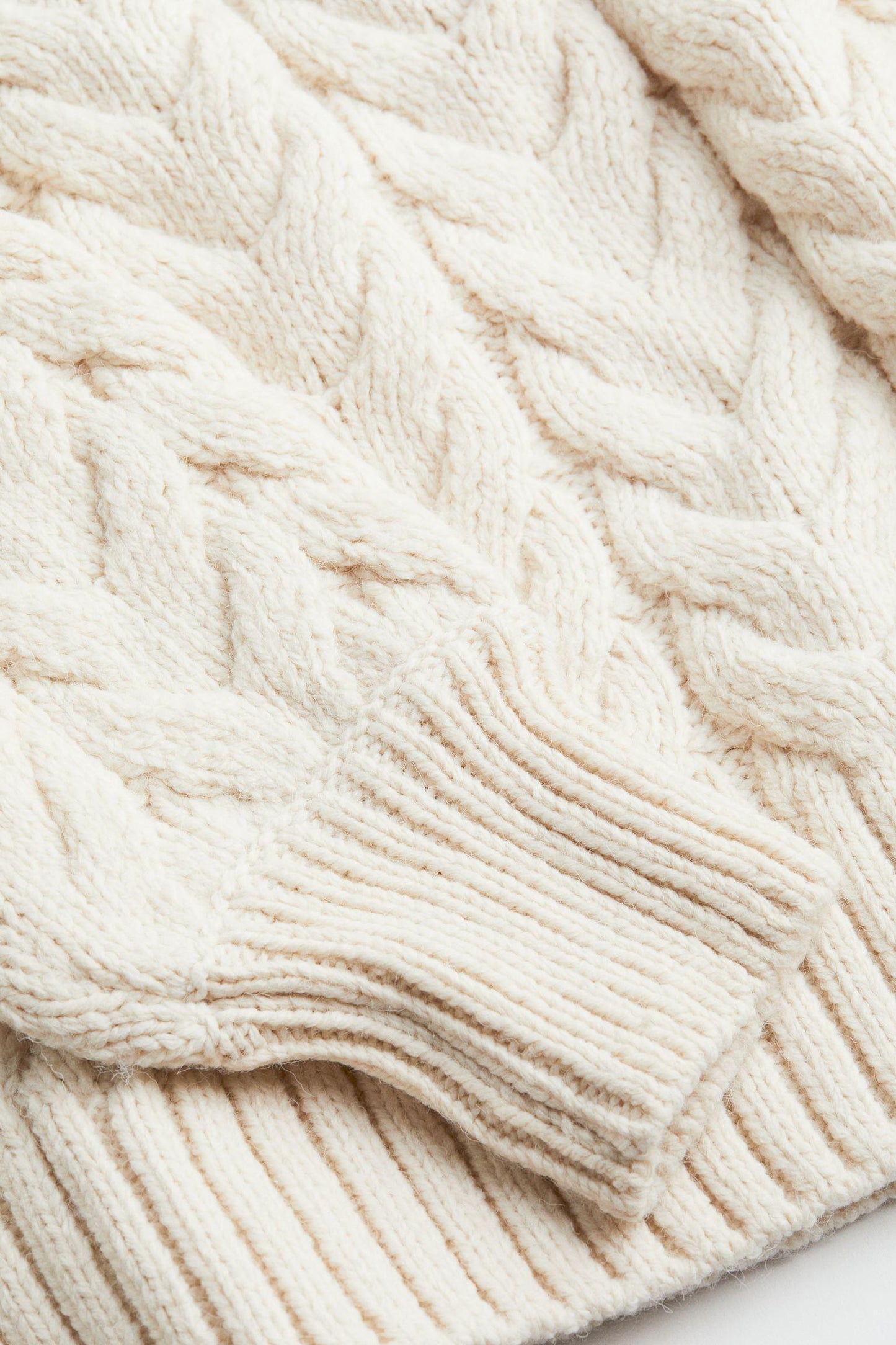 Vivienne | Soft Knit Sweater